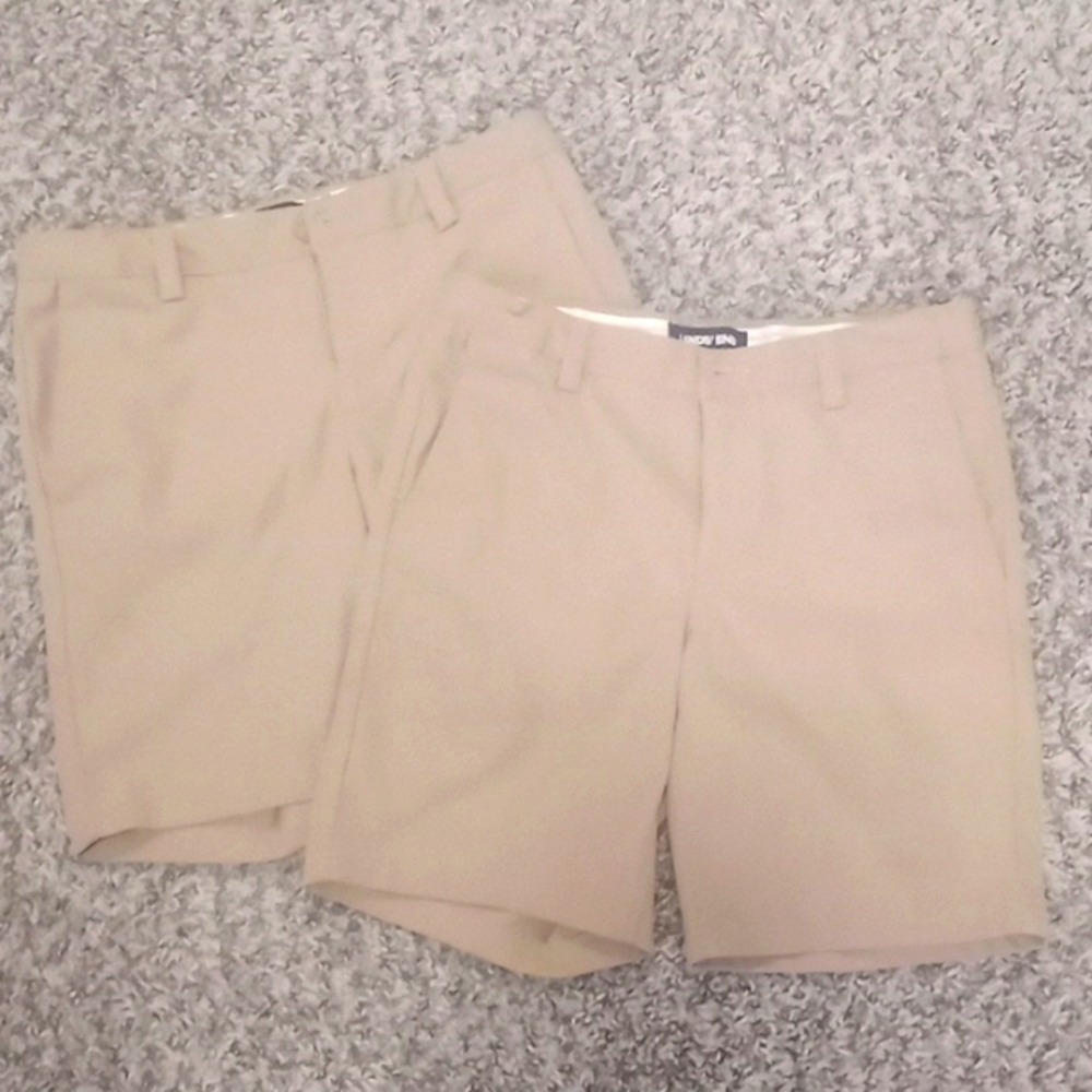 2 pr LE school uniform shorts